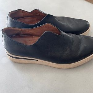 Gentle souls by Kenneth Cole